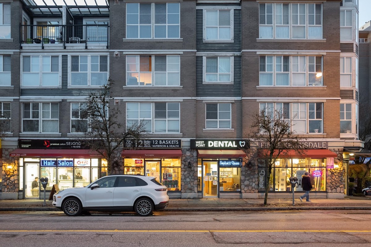 West Point Dental Clinic - Kerrisdale Dentist - Dr. Varun Saran dental clinic in Vancouver - Photo 1