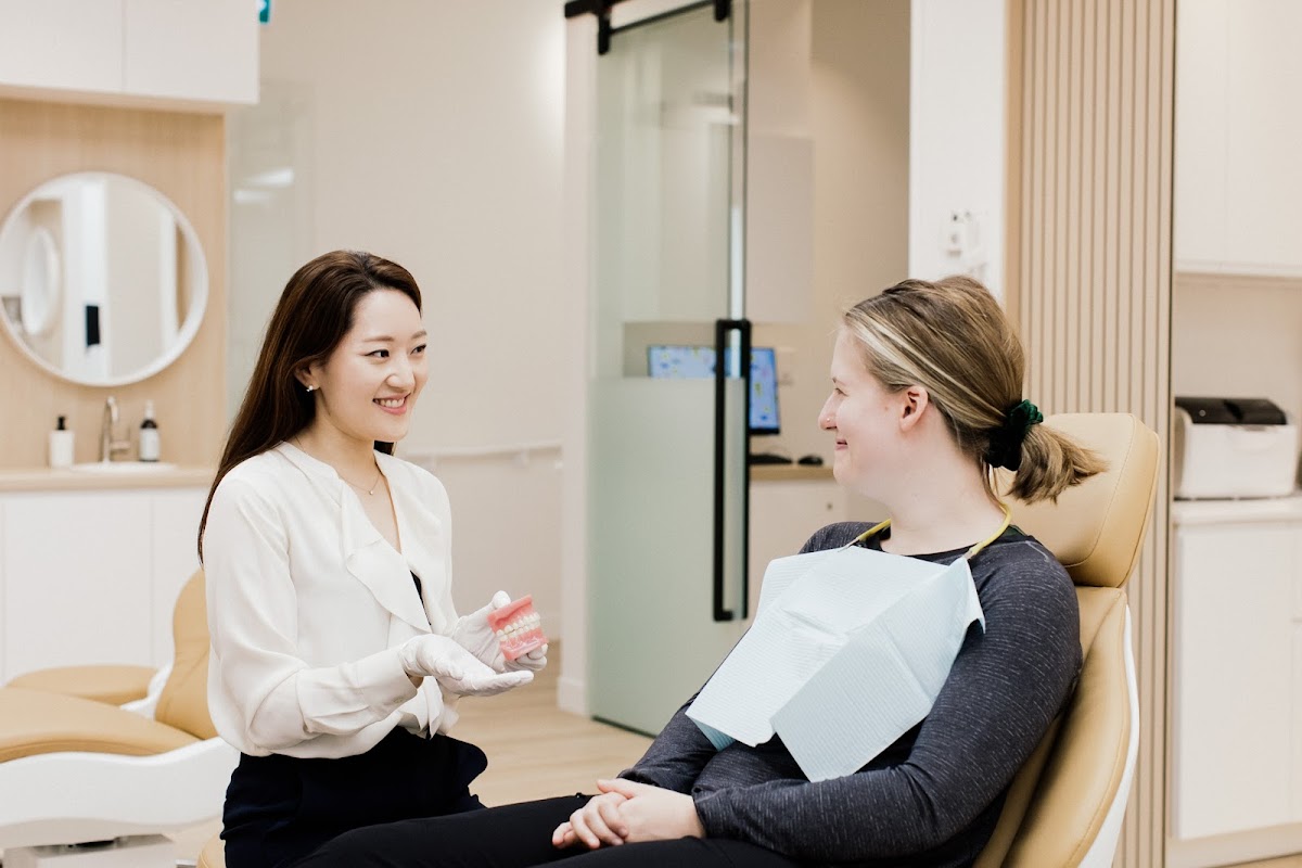 Glow Orthodontics Richmond dental clinic in Richmond - Photo 9