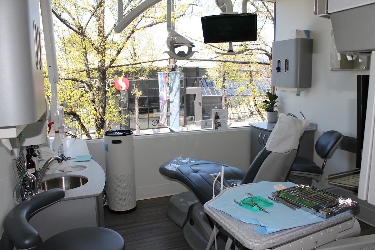 Smile Back Dental 😁 dental clinic in Vancouver - Photo 4