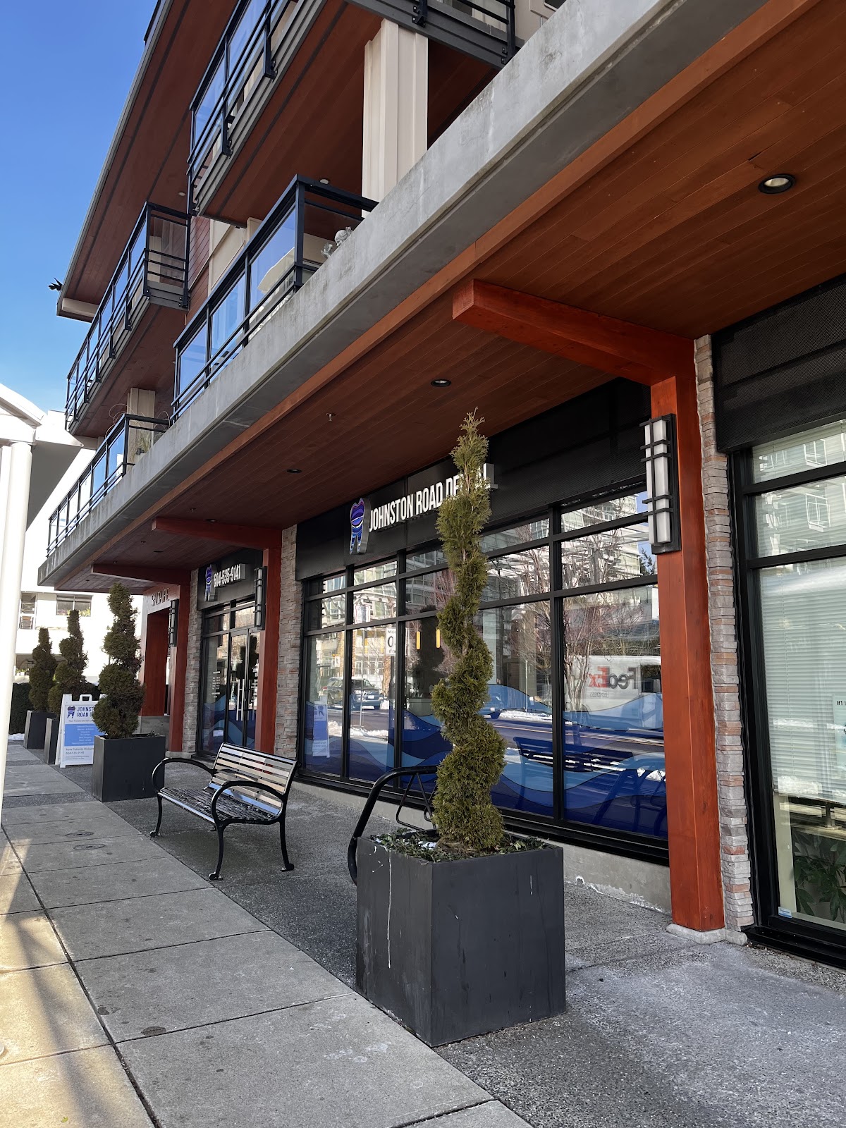 Johnston Road Dental dental clinic in White Rock - Photo 9