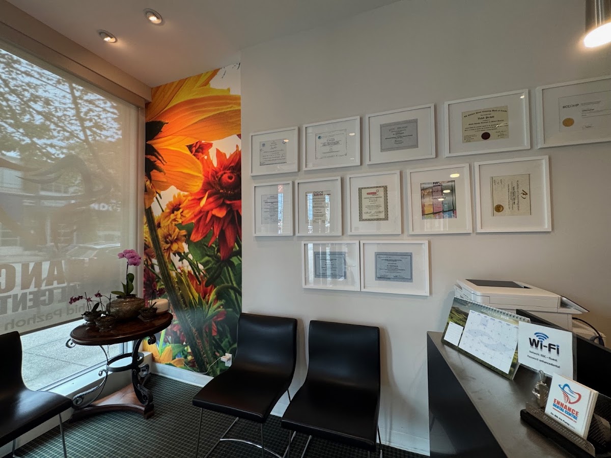 Enhance Dental Centre - Kitsilano, Vancouver dental clinic in Vancouver - Photo 2