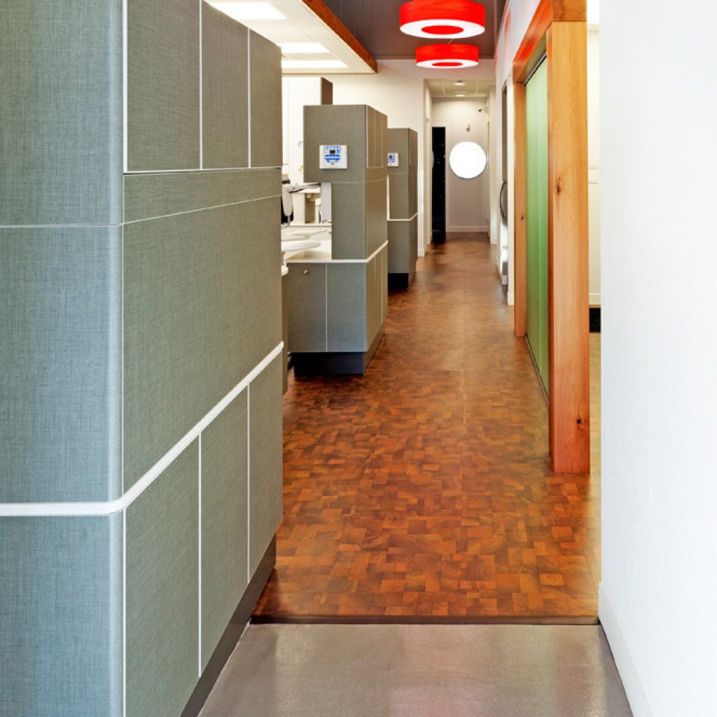 Redtree Dental dental clinic in Vancouver - Photo 4