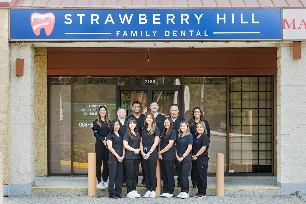 Strawberry Hill Family Dental dental clinic in Surrey - Photo 2