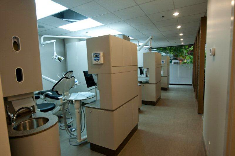 Vancouver Harbour Dental dental clinic in Vancouver - Photo 8