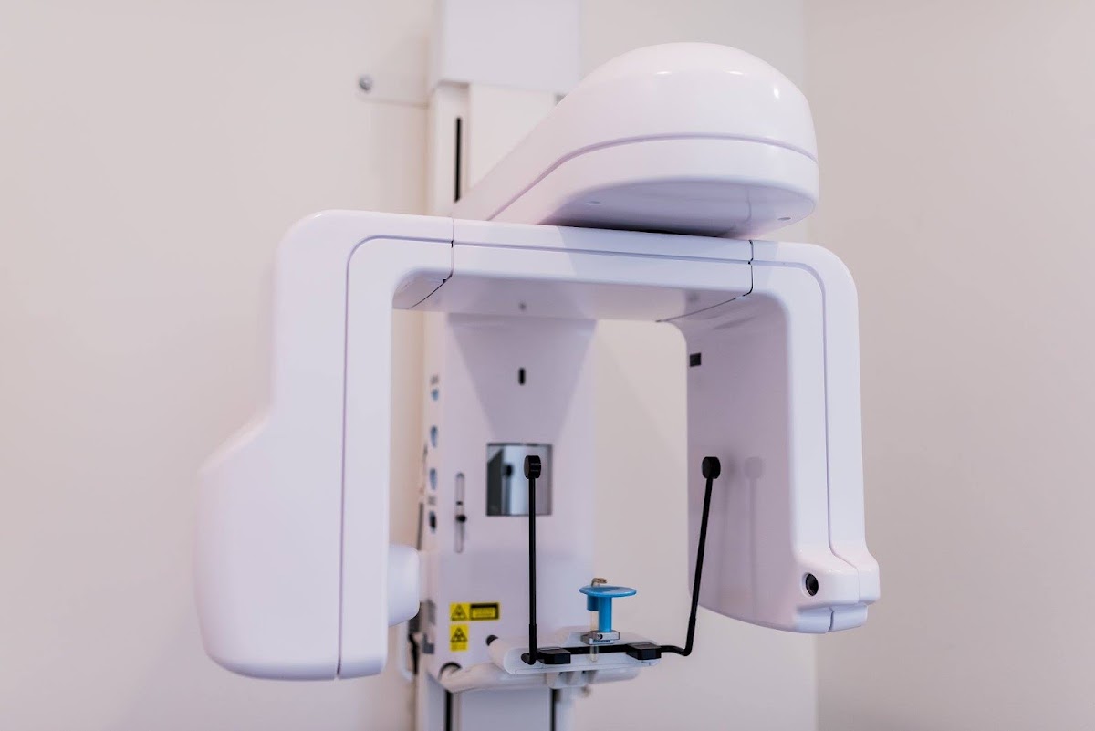 Floss Dental Surrey dental clinic in Surrey - Photo 5