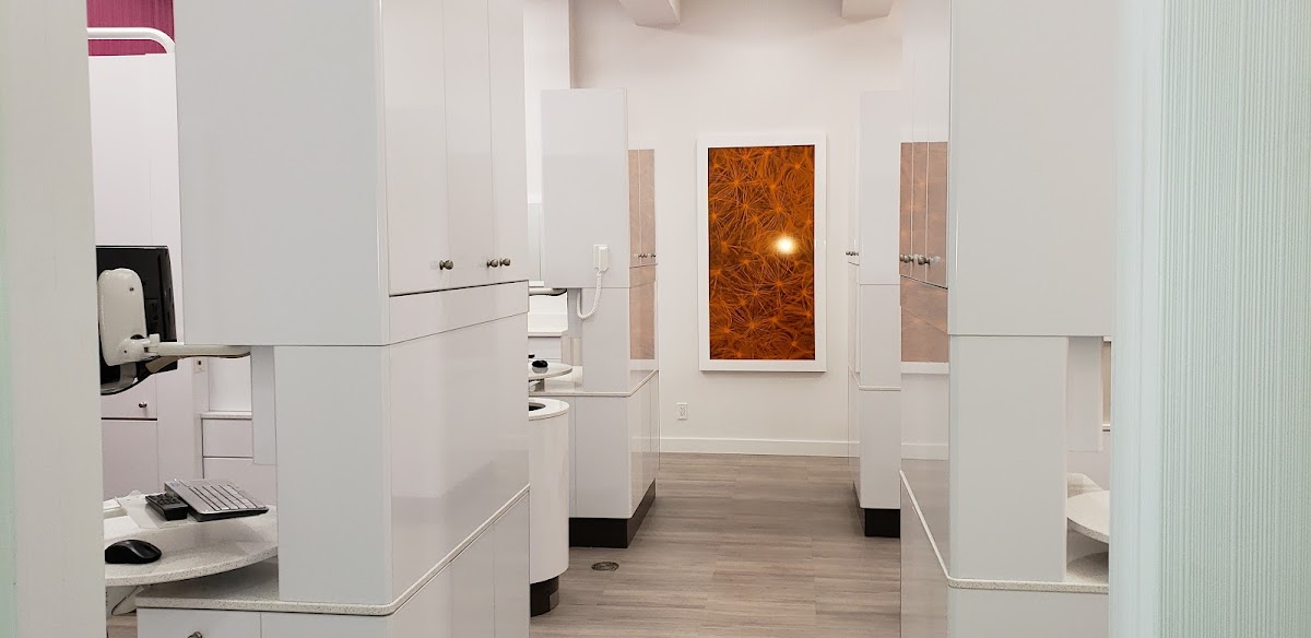 Cambie Marine Gateway Dental dental clinic in Vancouver - Photo 5