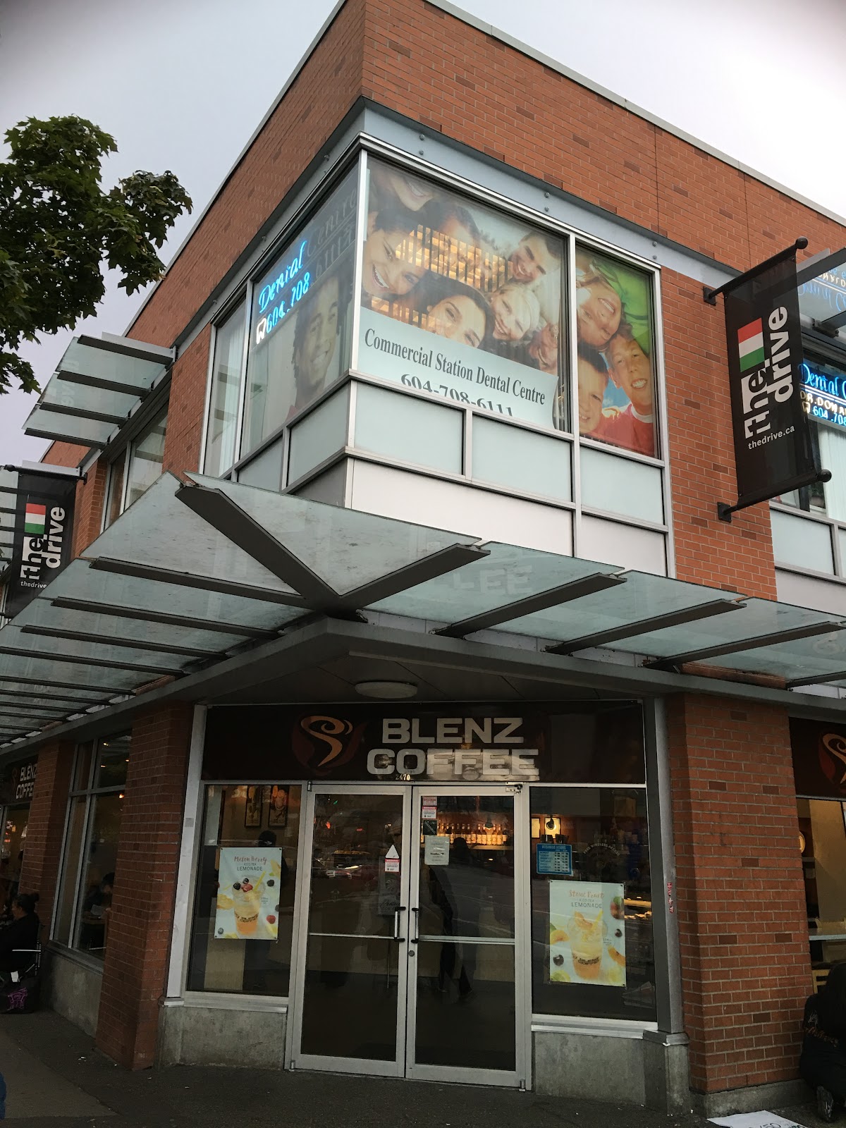 Commercial Station Dental Centre dental clinic in Vancouver - Photo 2