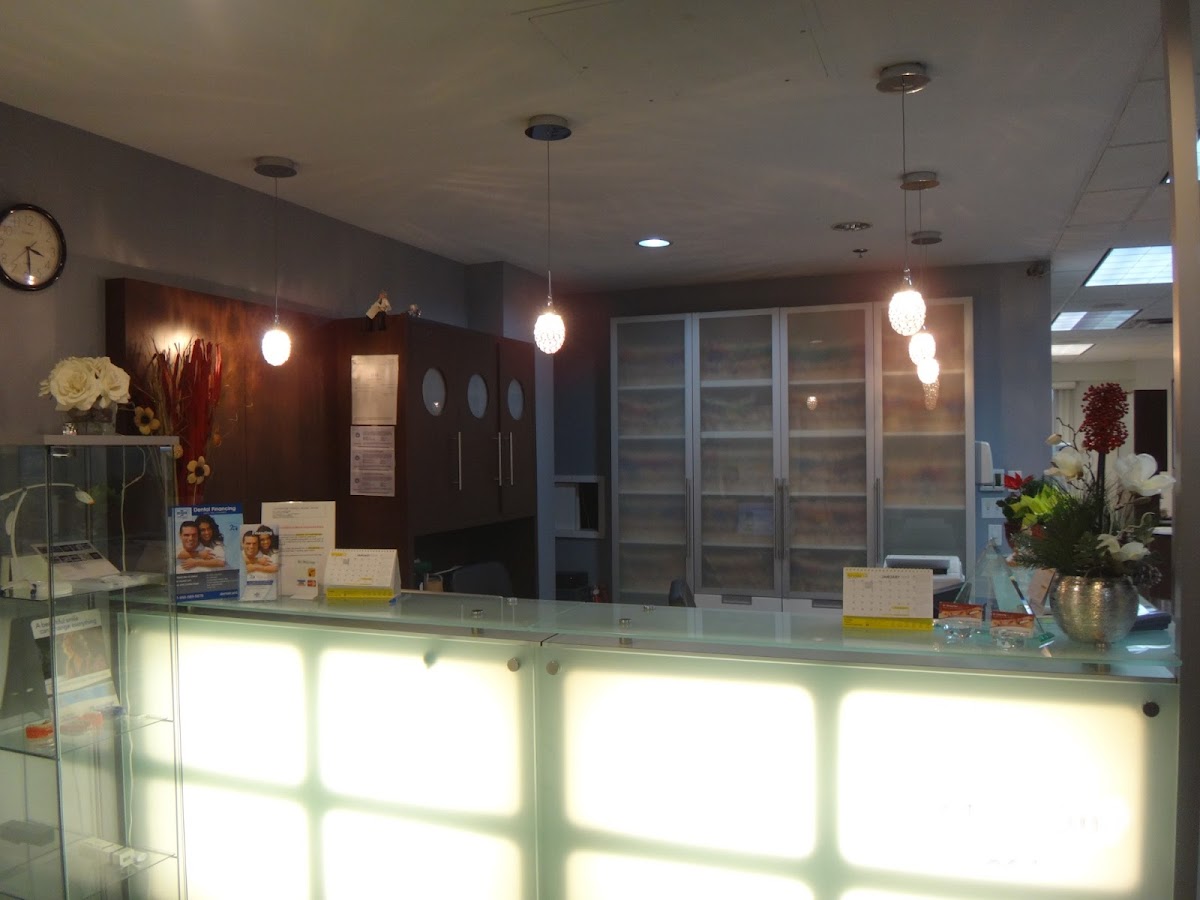 Commercial Station Dental Centre dental clinic in Vancouver - Photo 4