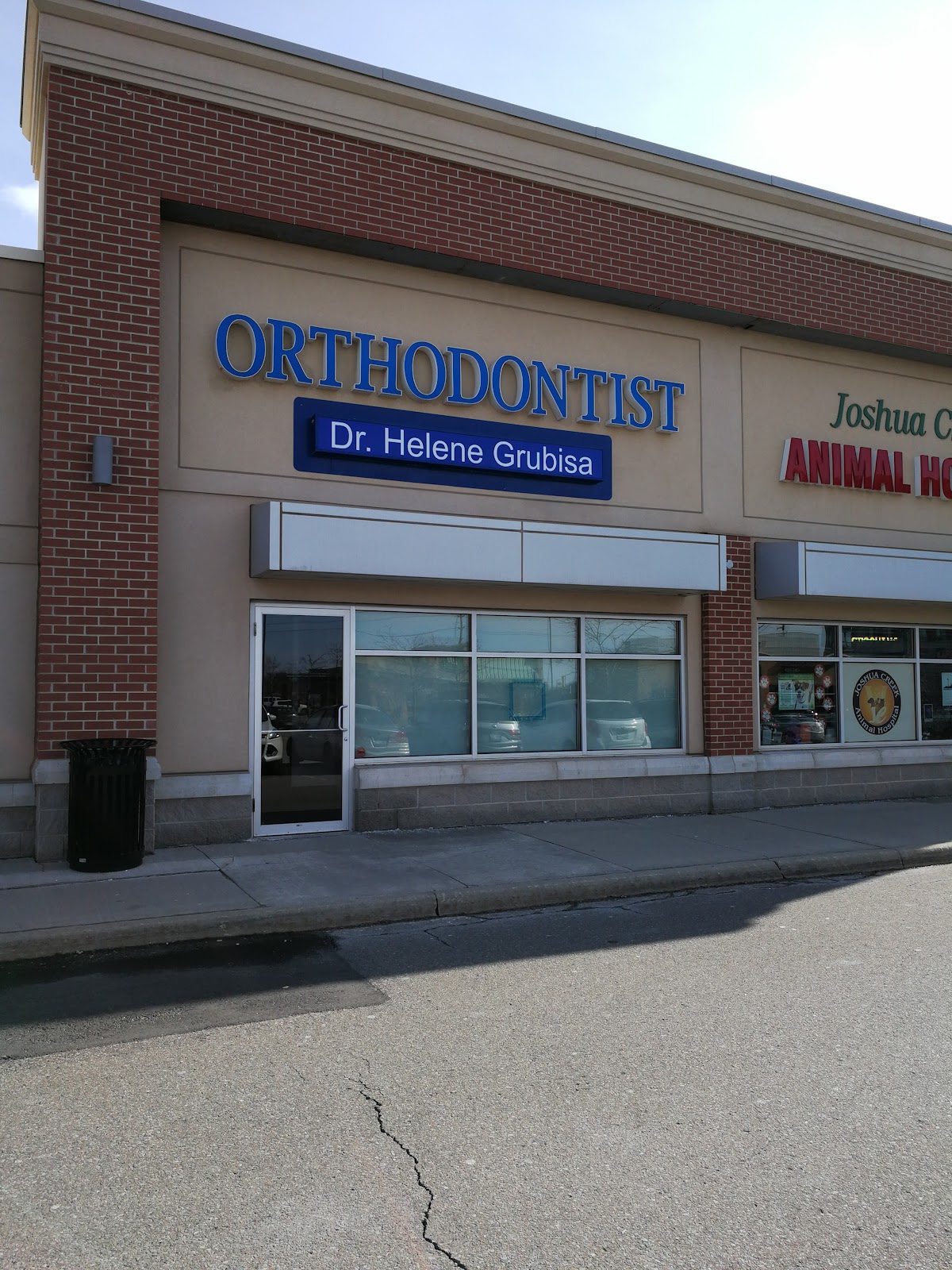 East Oakville Orthodontics dental clinic in Oakville - Photo 4