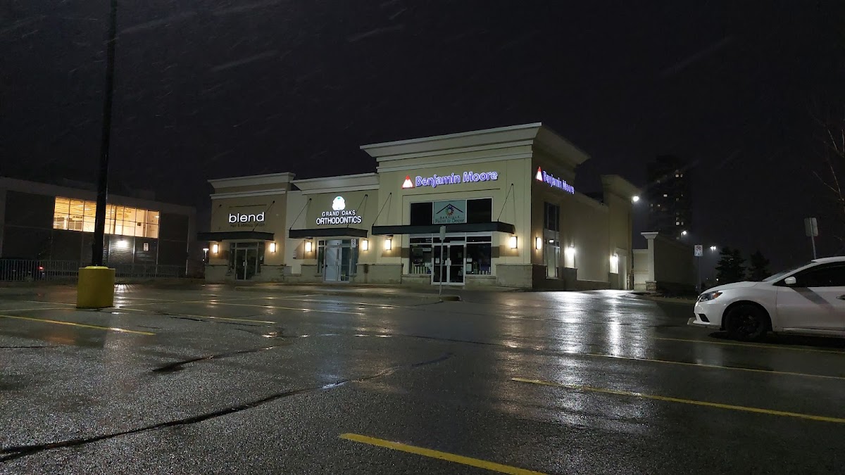 Grand Oaks Orthodontics dental clinic in Oakville - Photo 2