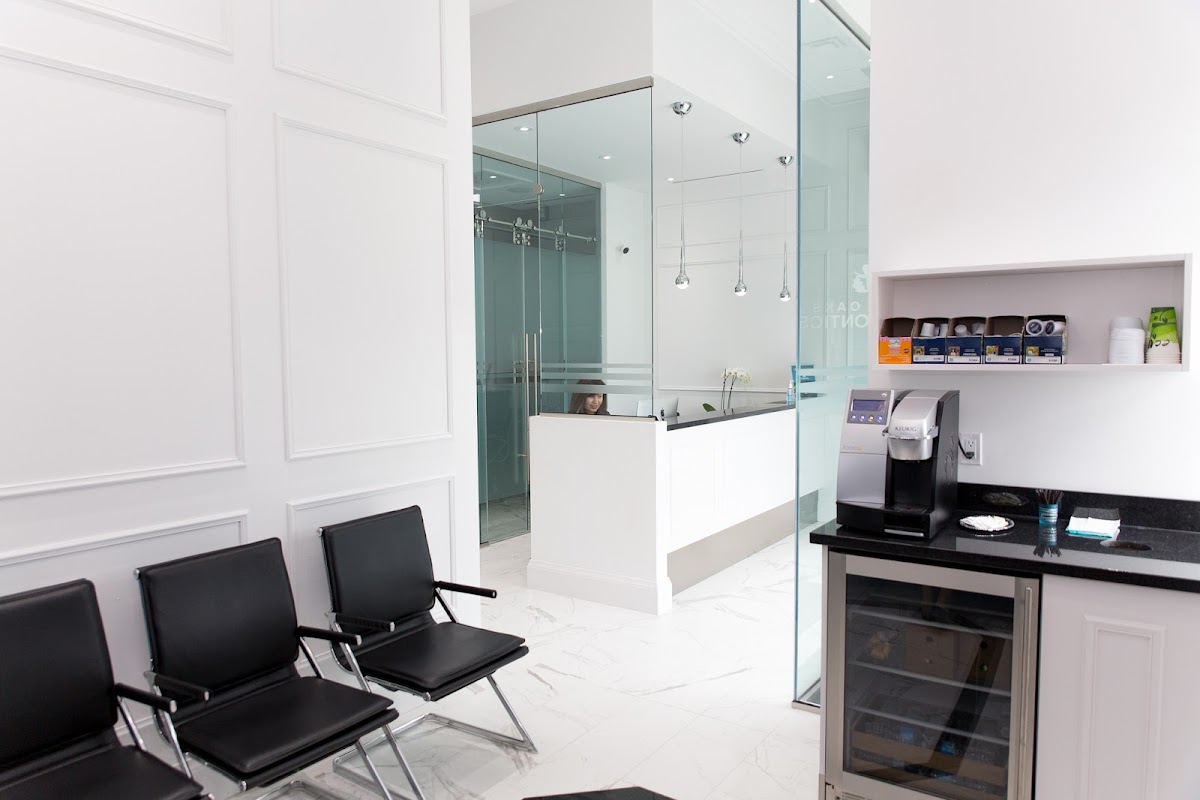 Grand Oaks Orthodontics dental clinic in Oakville - Photo 5