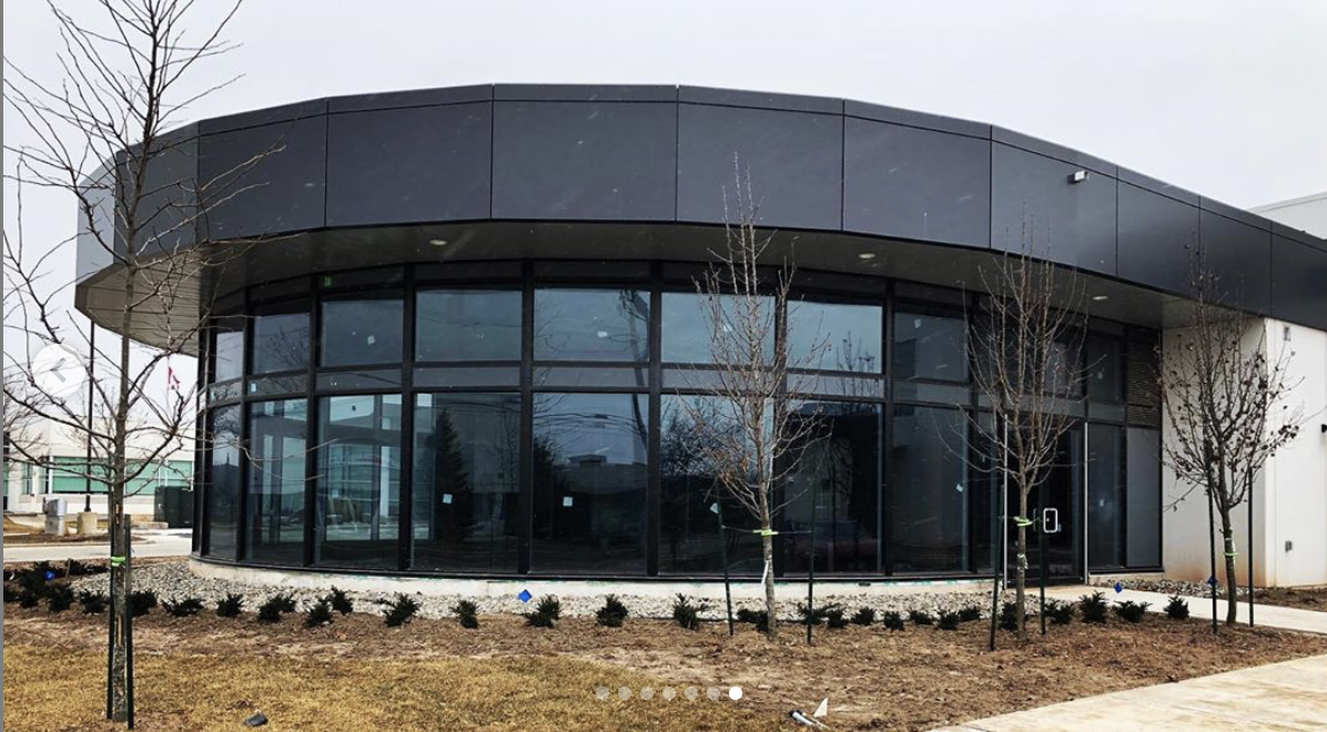 Picasso Orthodontics dental clinic in Burlington - Photo 9
