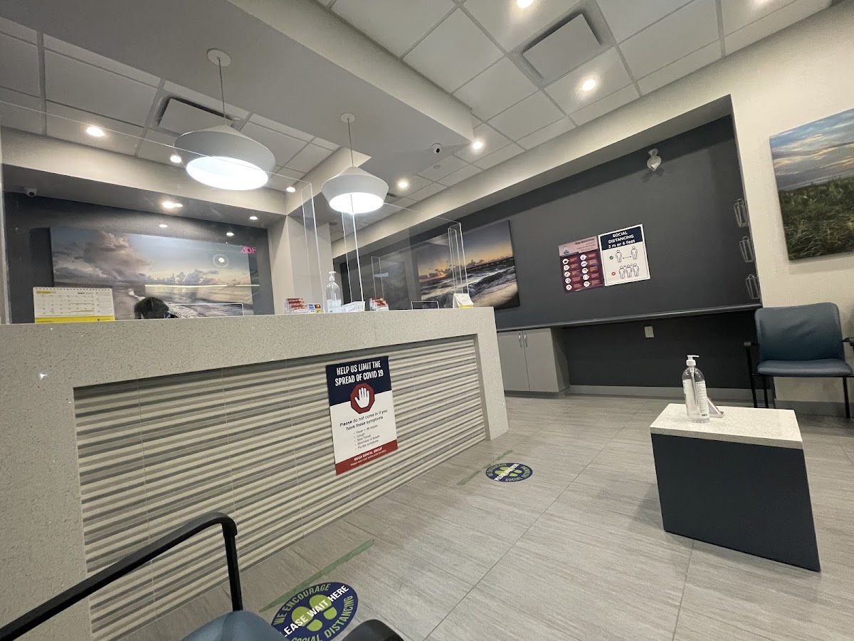 Mega Dental Group dental clinic in Burnaby - Photo 2