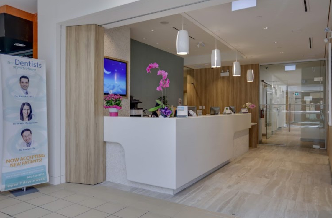 Dentists At Metrotown dental clinic in Burnaby - Photo 8