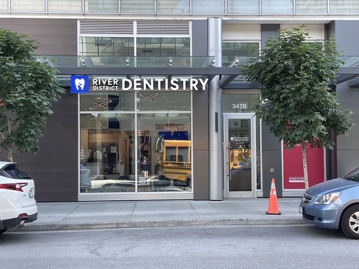 River District Dentistry dental clinic in Vancouver - Photo 7