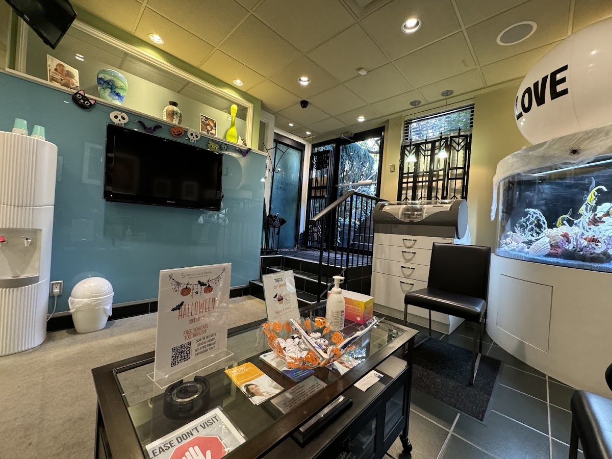 Westcoast Smile Dental dental clinic in Vancouver - Photo 4