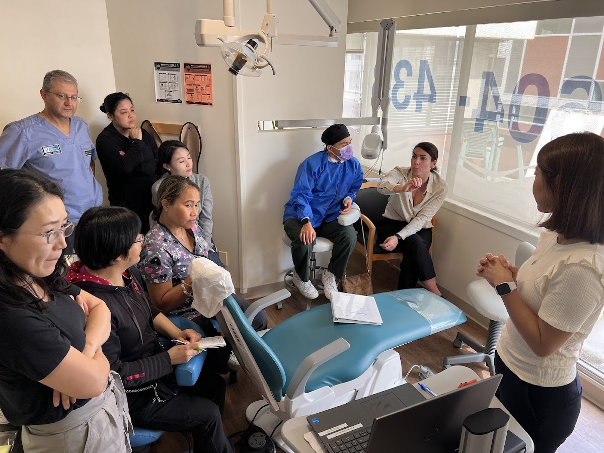 Parkview Dental and Implant Center dental clinic in Vancouver - Photo 4