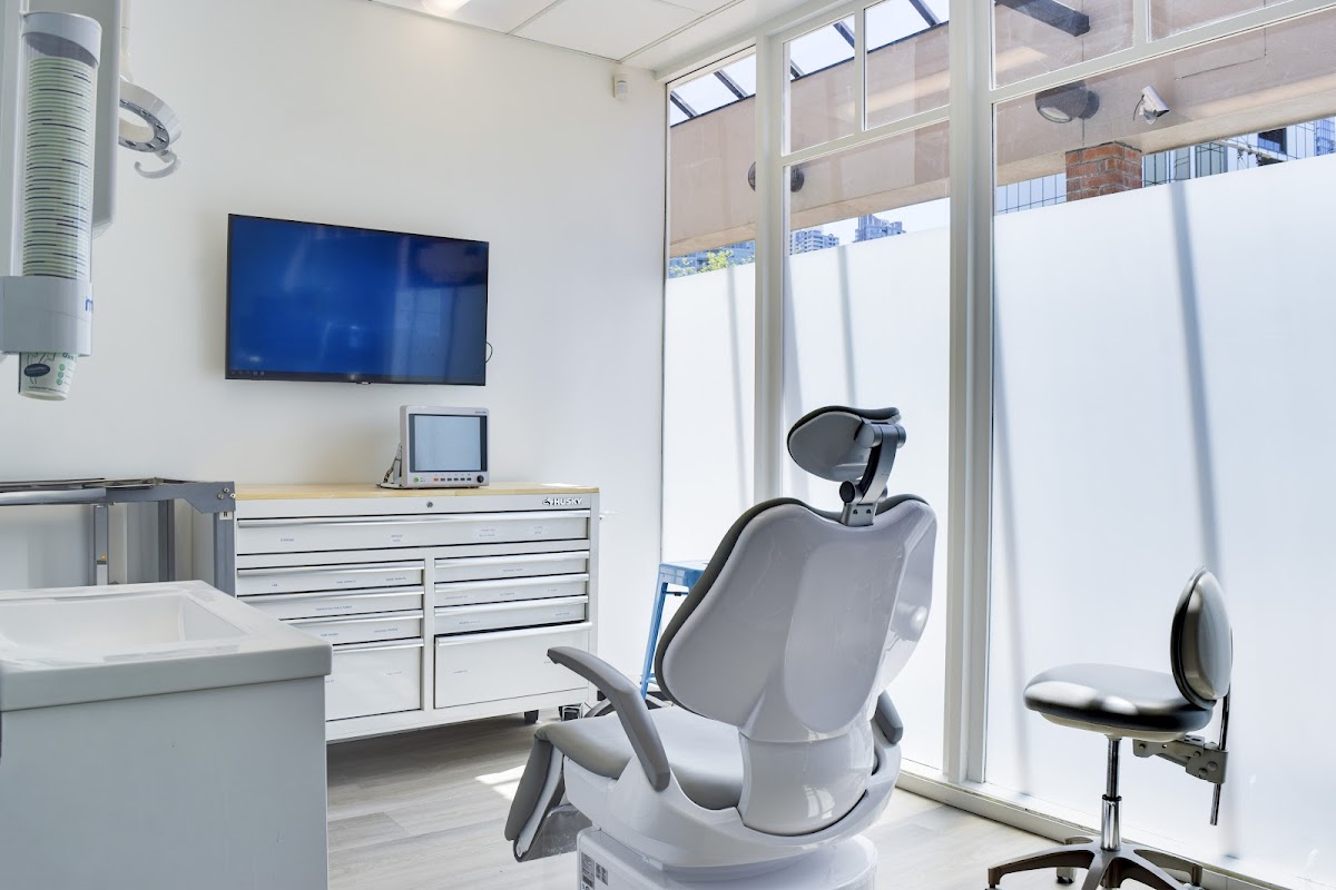 Burnaby City Dentist dental clinic in Burnaby - Photo 4