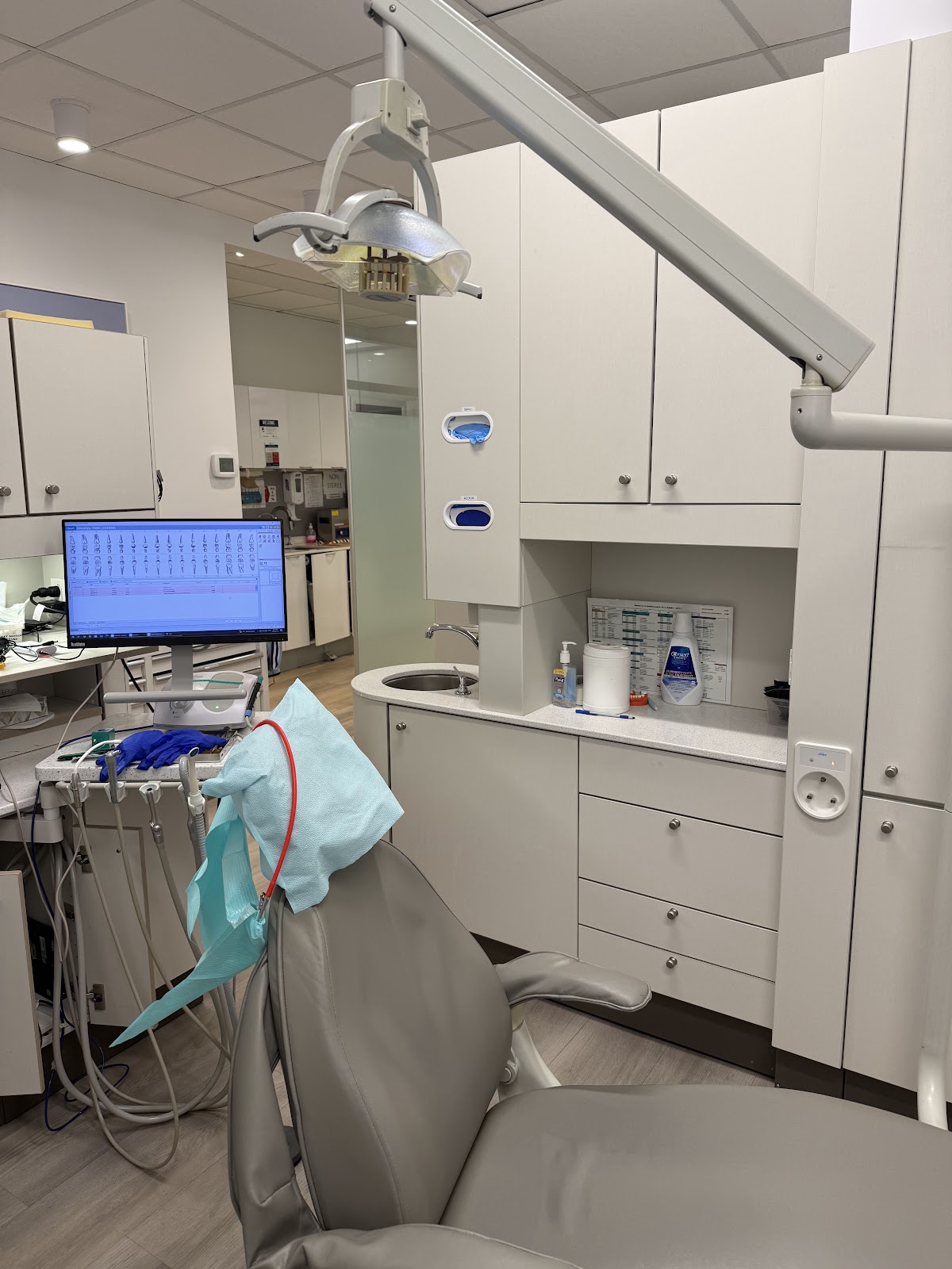 Burnaby City Dentist dental clinic in Burnaby - Photo 10