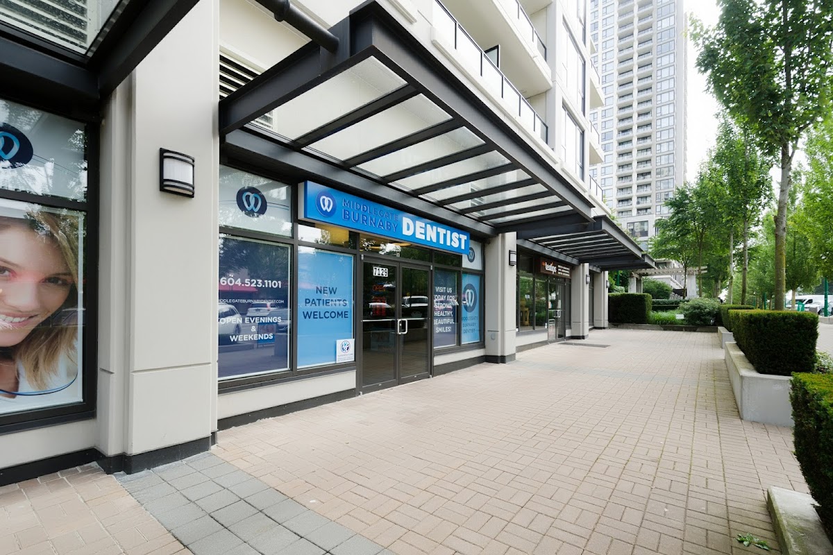 Middlegate Burnaby Dentist dental clinic in Burnaby - Photo 4