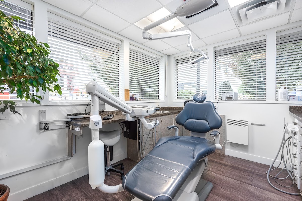 North Burnaby Dental Group dental clinic in Burnaby - Photo 10