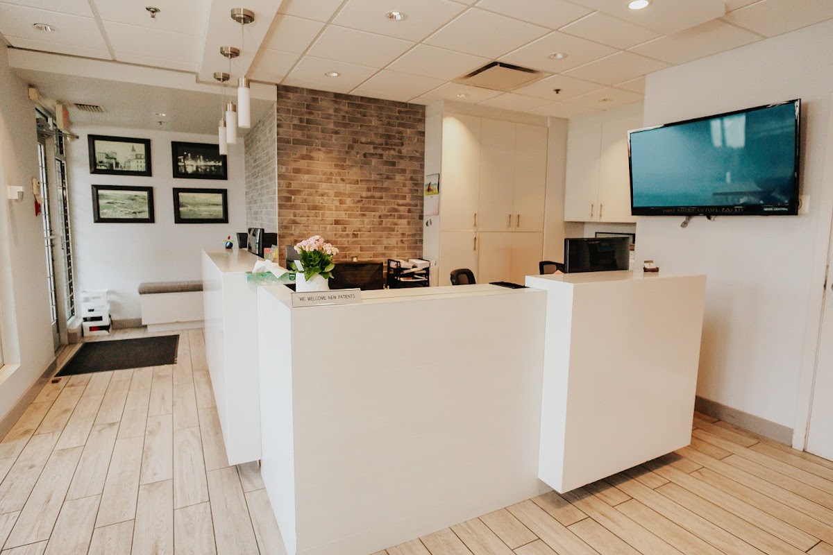 Eagle Creek Dental dental clinic in Burnaby - Photo 3