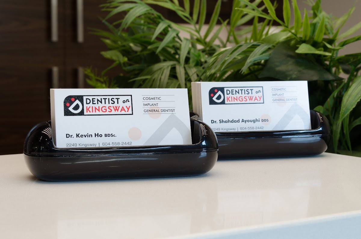 Dentist On Kingsway dental clinic in Vancouver - Photo 10
