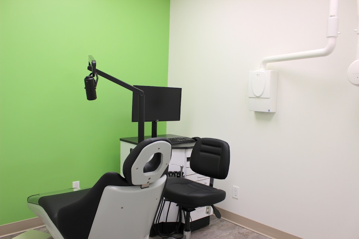 Pure Orthodontics Burnaby dental clinic in Burnaby - Photo 7