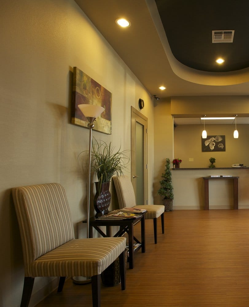 W Dental dental clinic in Vancouver - Photo 8