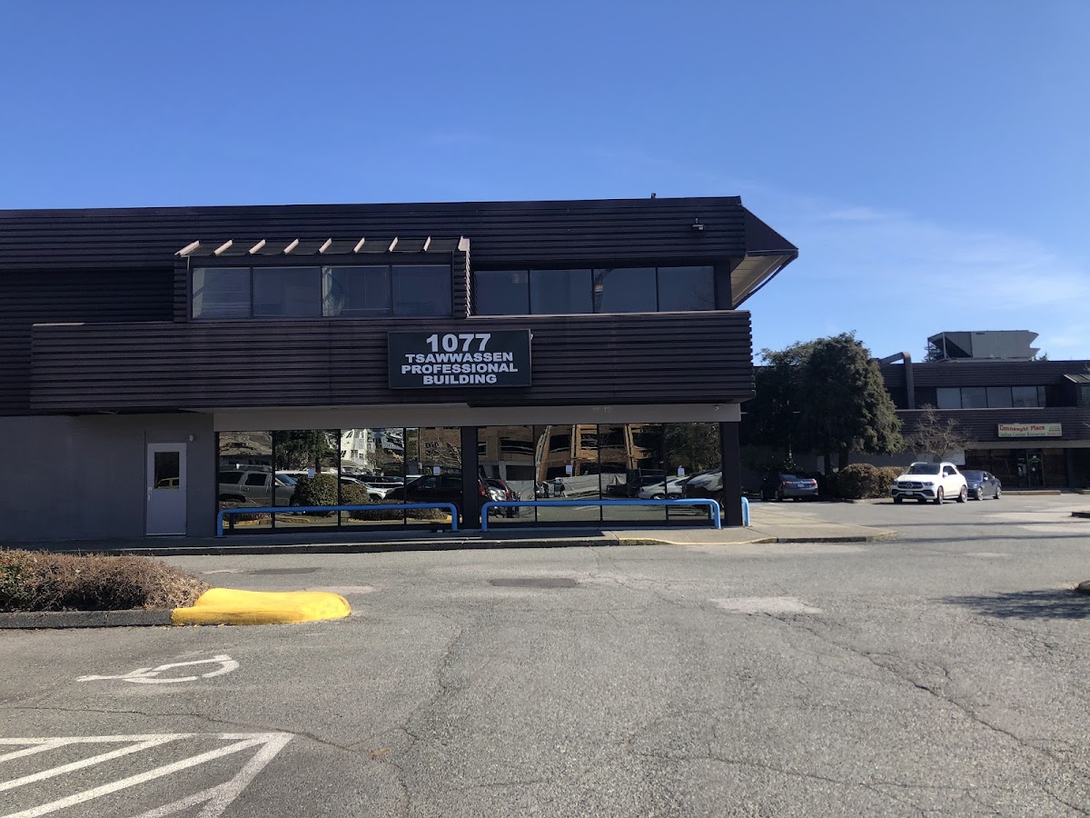 Tsawwassen Family Dental dental clinic in Delta - Photo 2
