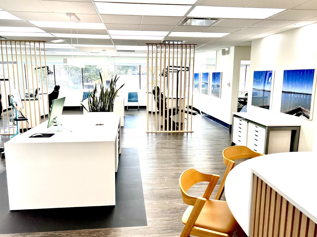 Blundell Orthodontics dental clinic in Richmond - Photo 2