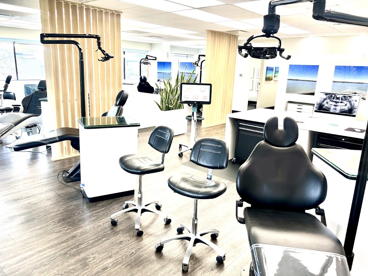 Blundell Orthodontics dental clinic in Richmond - Photo 4