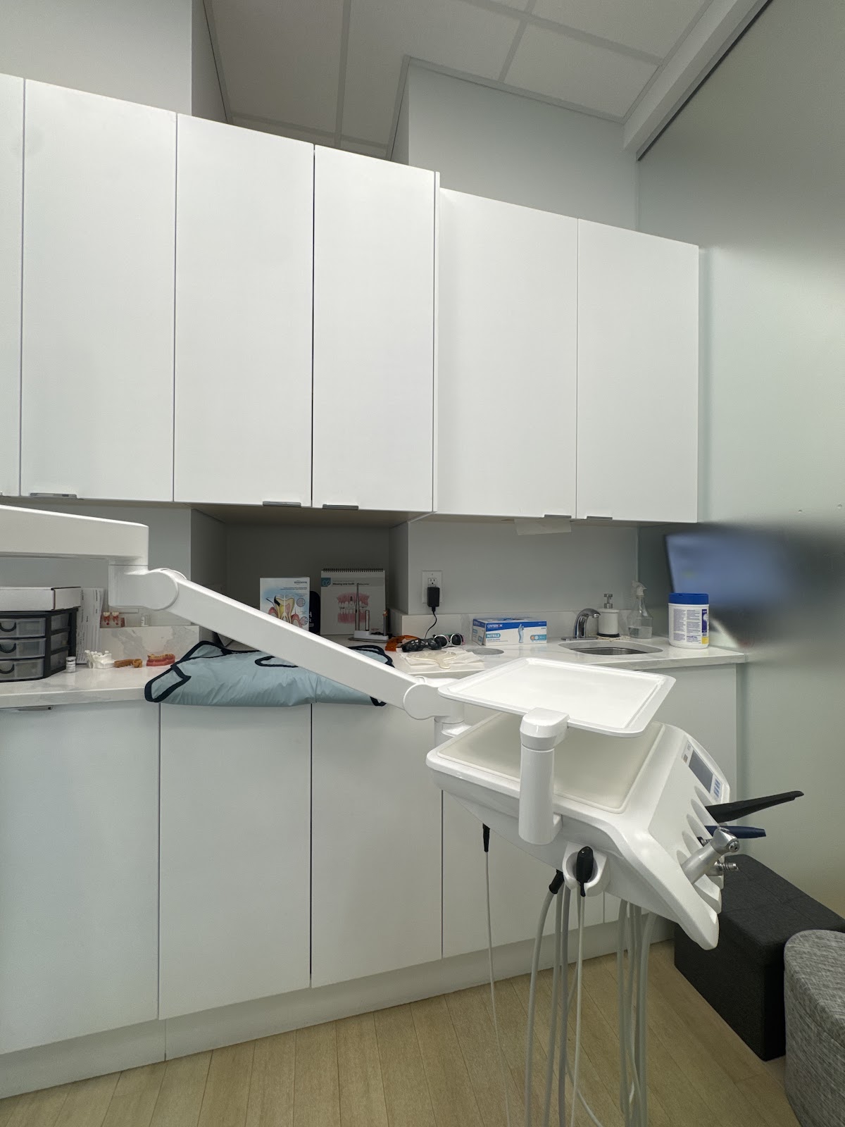 Dentudio Dentists dental clinic in Richmond - Photo 5