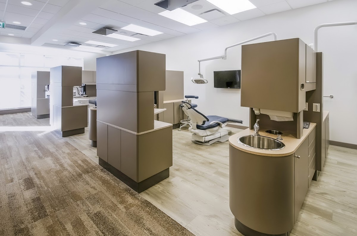 Fremont Village Dental dental clinic in Port Coquitlam - Photo 4