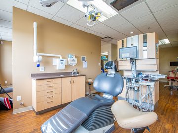 Precision Dentistry - Delta dental clinic in Delta - Photo 2