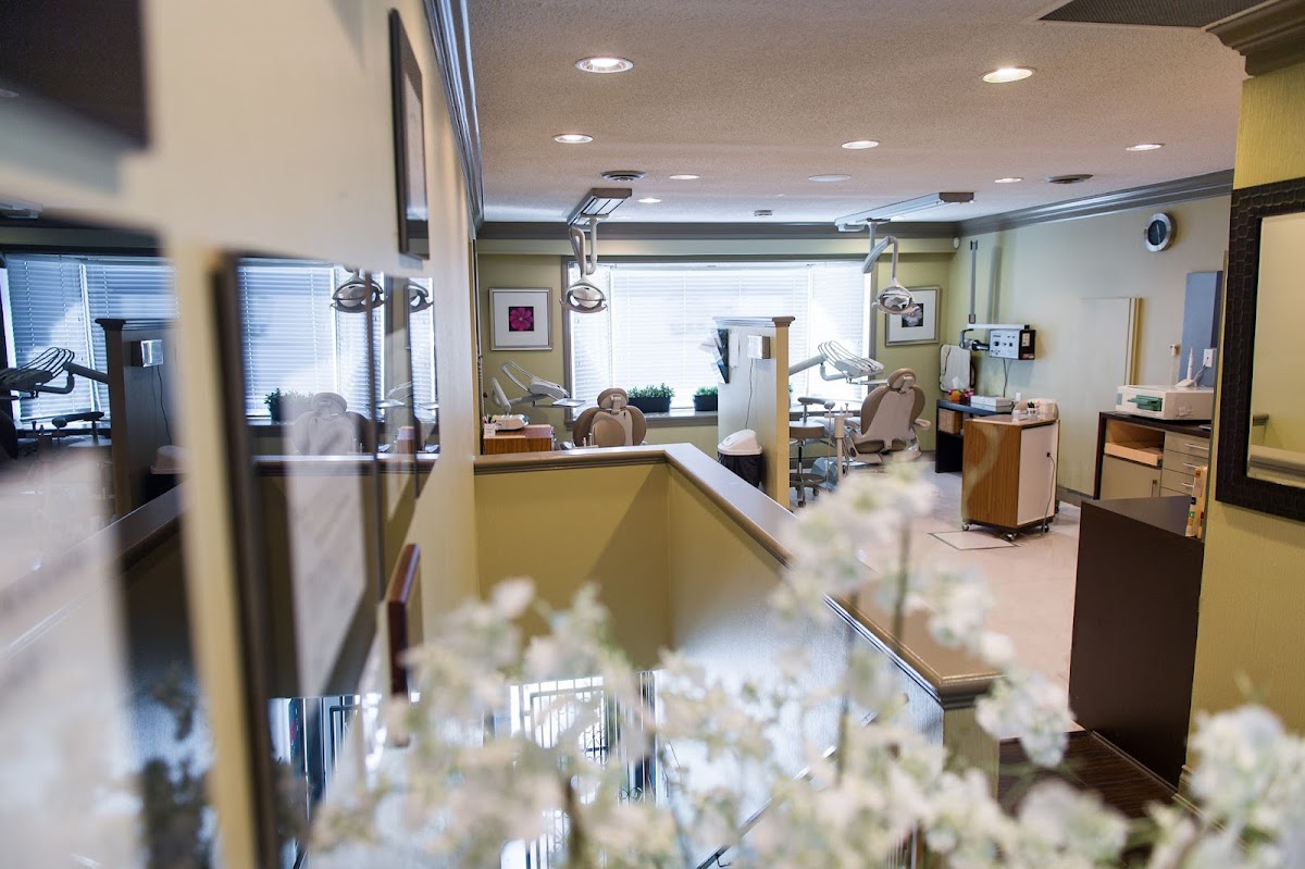 Delta Dentist | Dr.Sara Rouhani - Dr.Angelyn Chan Inc. dental clinic in Delta - Photo 1
