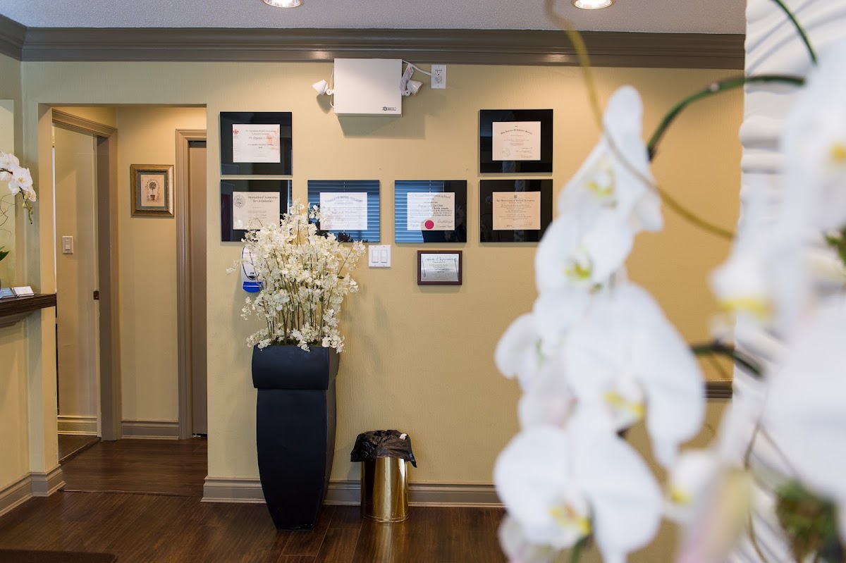 Delta Dentist | Dr.Sara Rouhani - Dr.Angelyn Chan Inc. dental clinic in Delta - Photo 2