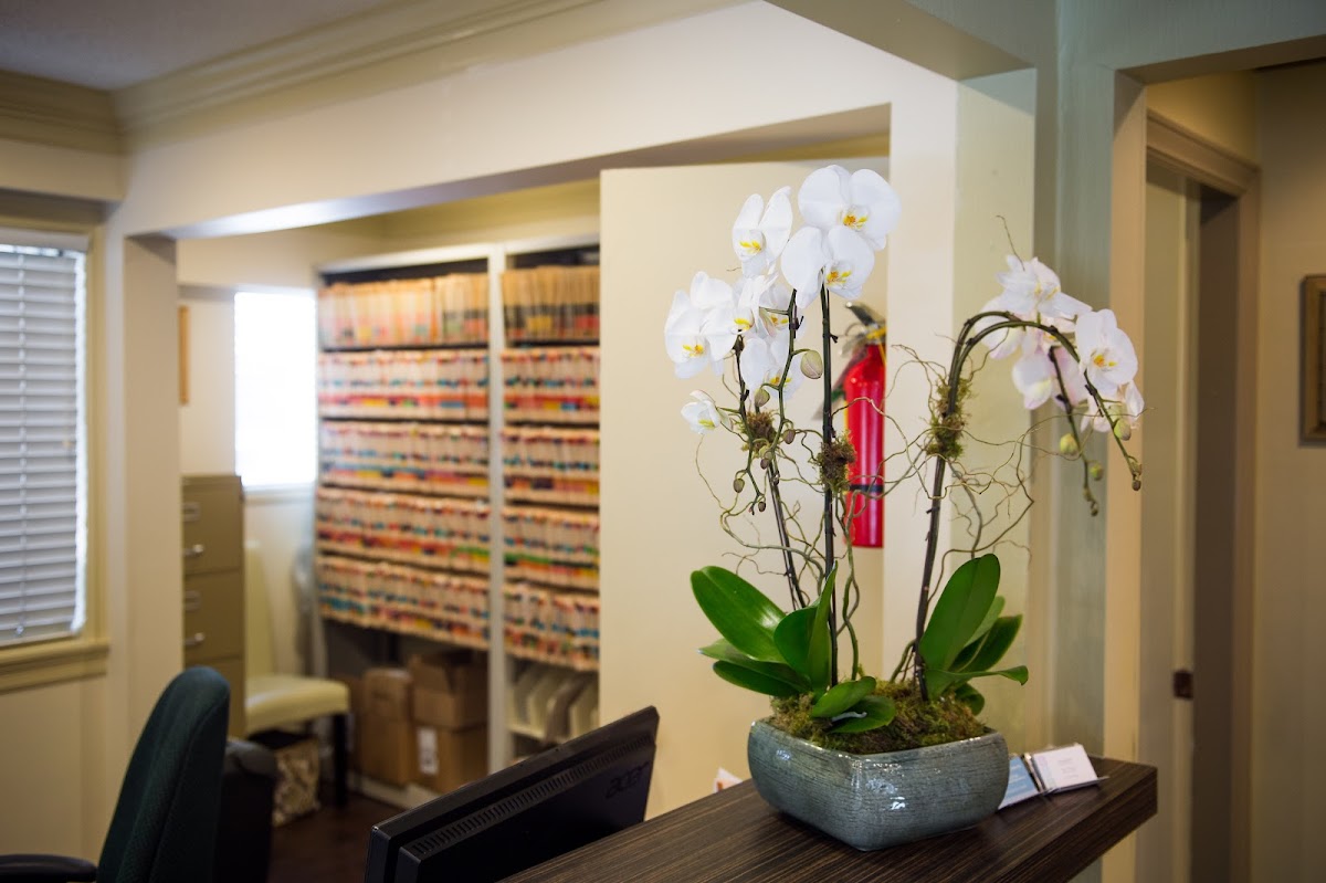 Delta Dentist | Dr.Sara Rouhani - Dr.Angelyn Chan Inc. dental clinic in Delta - Photo 5