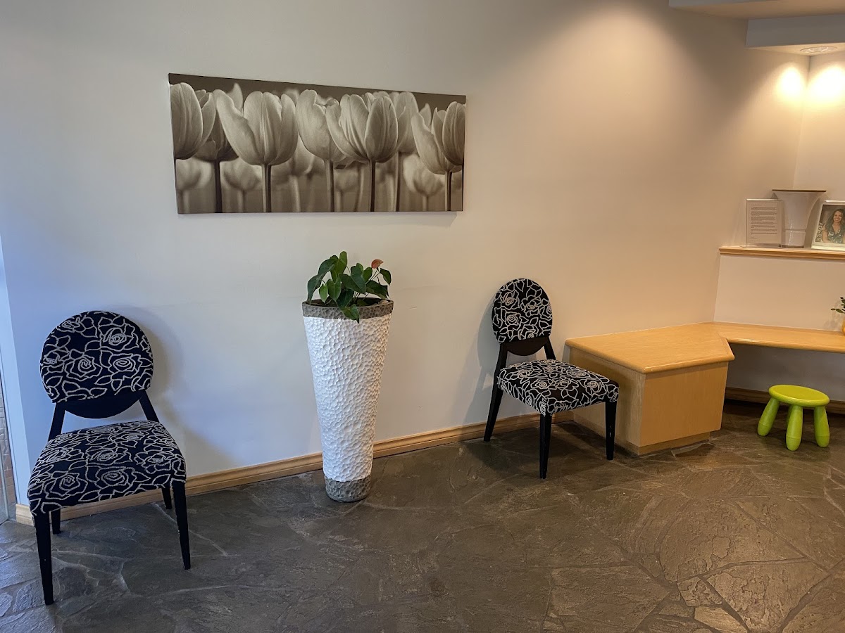 Coast Dental Coquitlam - Dentist Coquitlam dental clinic in Coquitlam - Photo 1