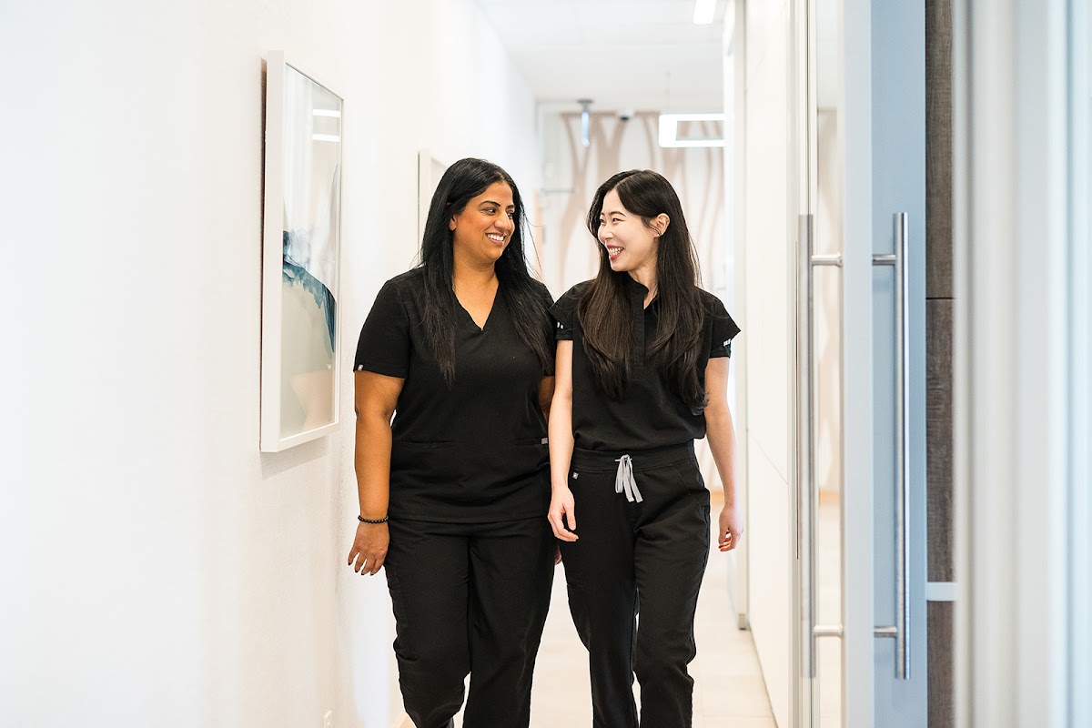 Smile Solutions Dental Centre dental clinic in White Rock - Photo 4