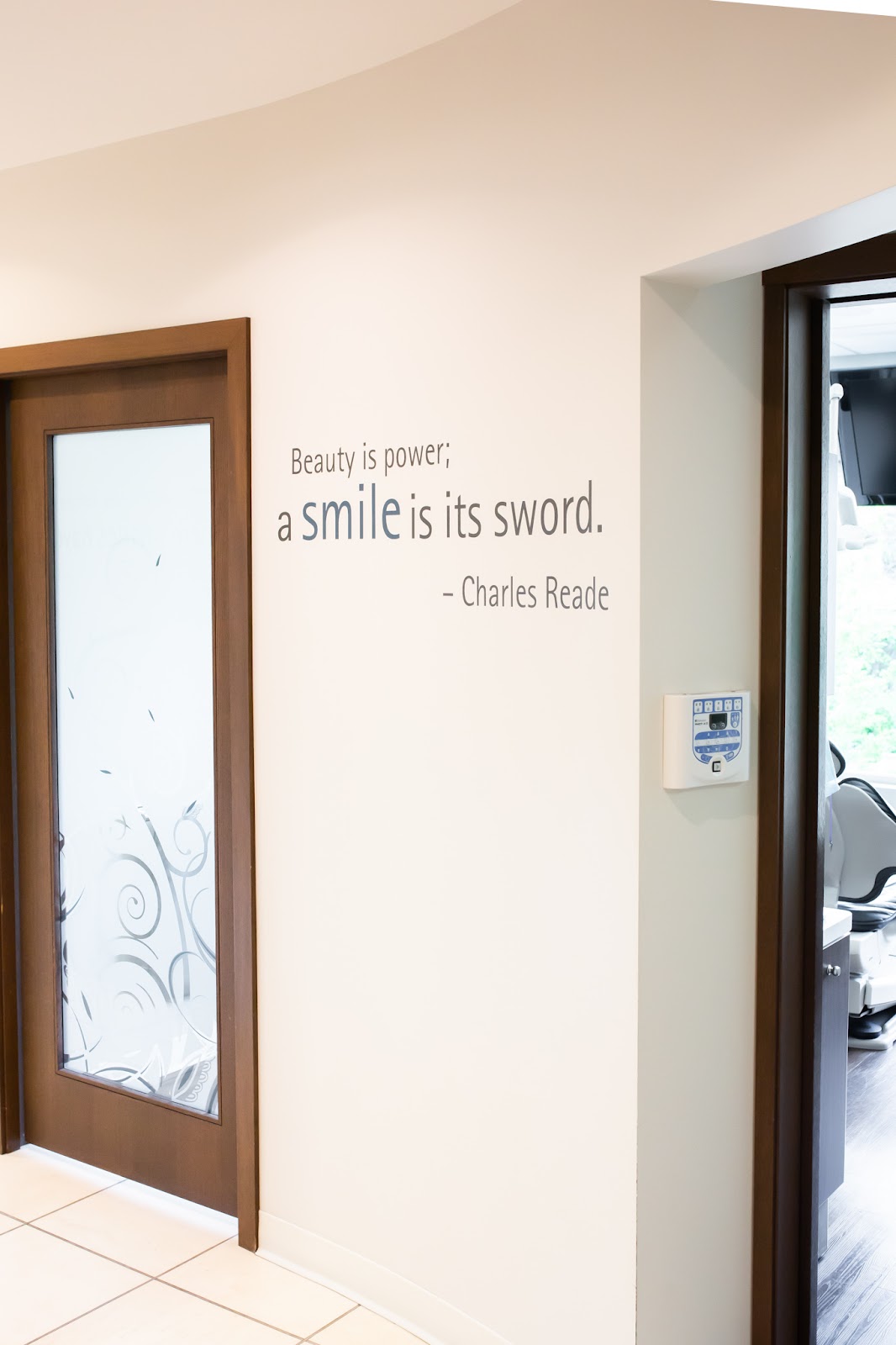 Smile Solutions Dental Centre dental clinic in White Rock - Photo 7