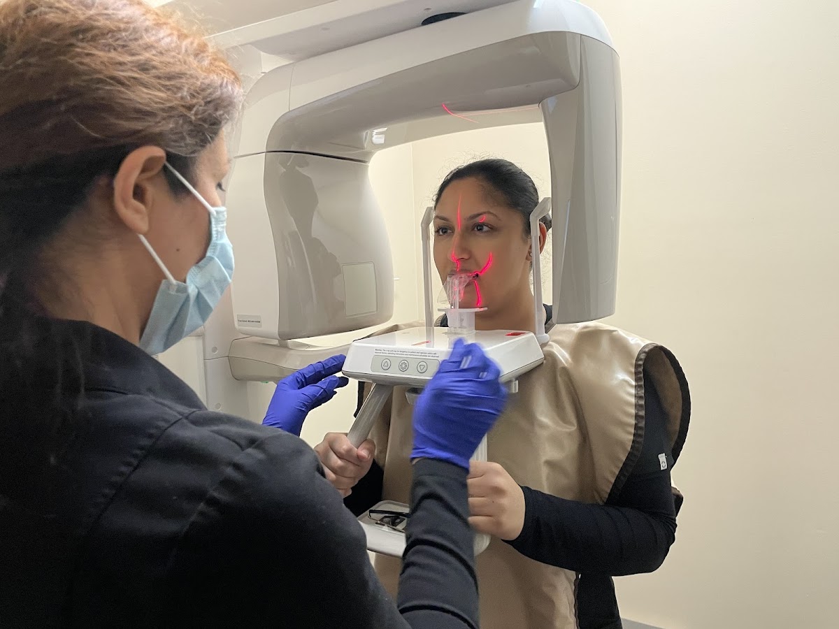 Pinewood Dental dental clinic in Delta - Photo 5