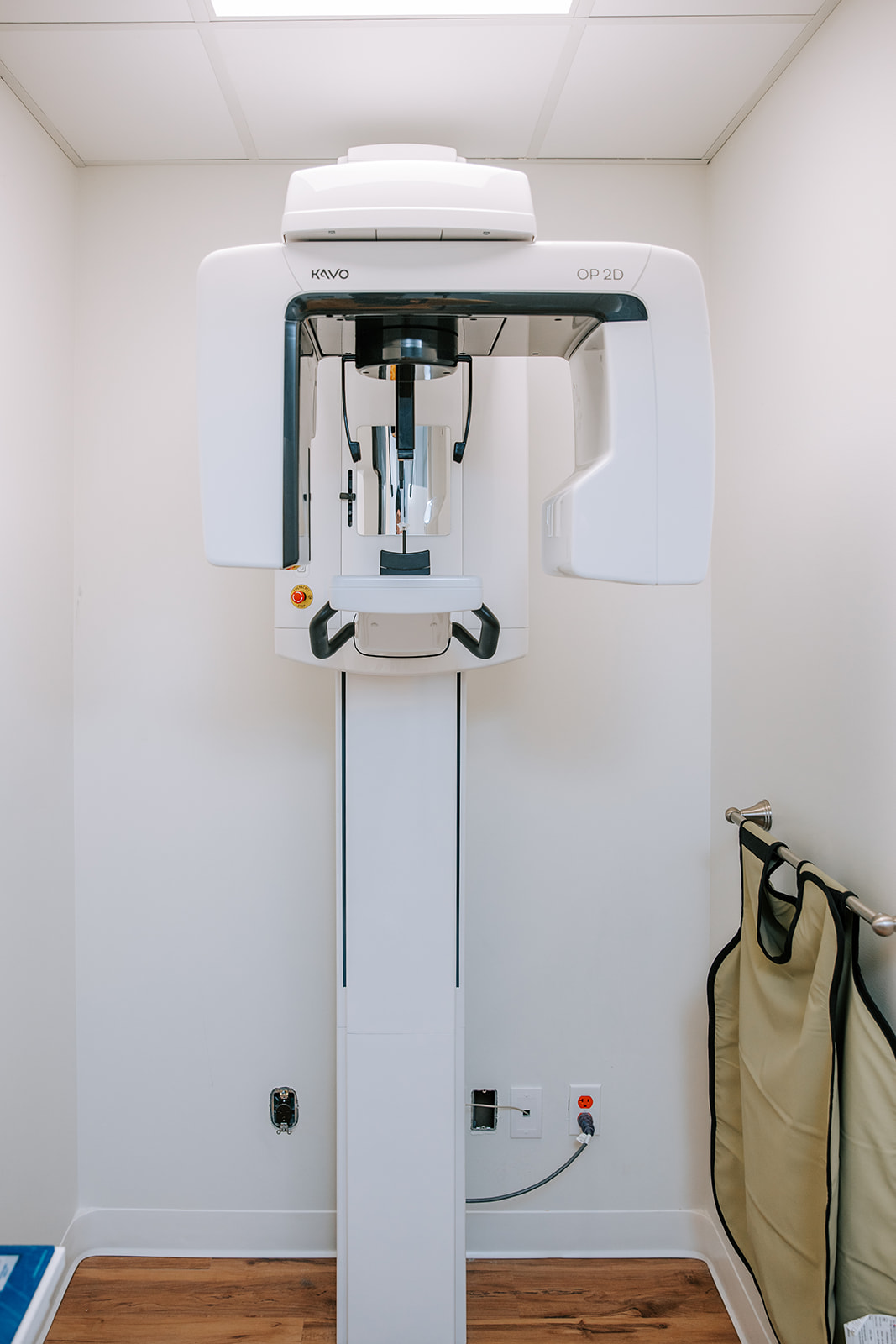 Dental Zone dental clinic in Surrey - Photo 6