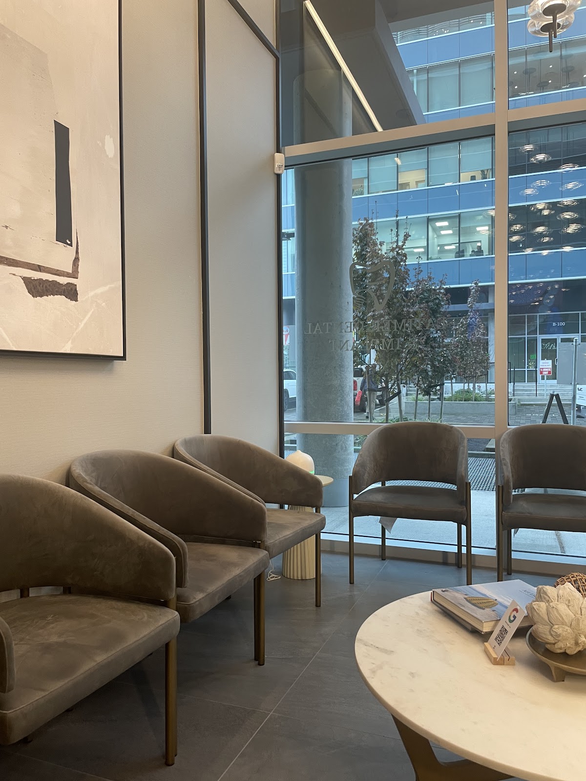 Latimer Dental & Implant dental clinic in Langley Township - Photo 7