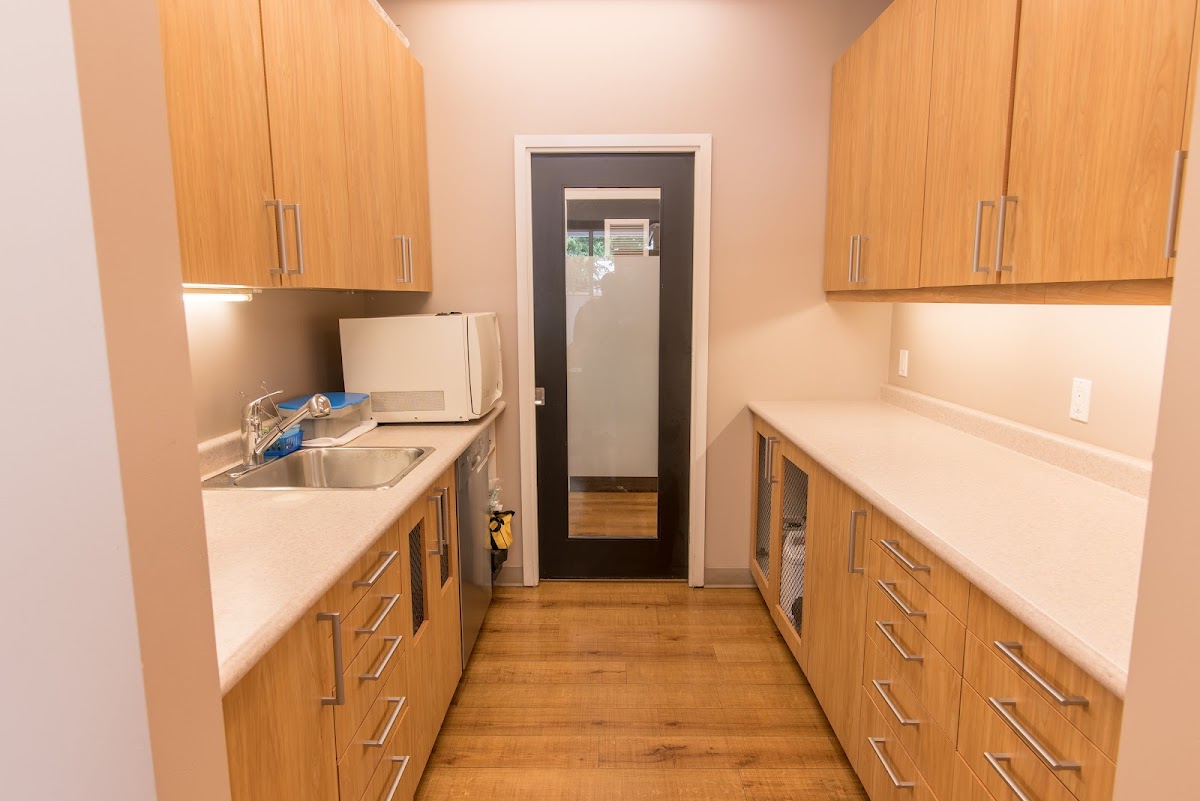 Clover Hills Dental dental clinic in Surrey - Photo 9