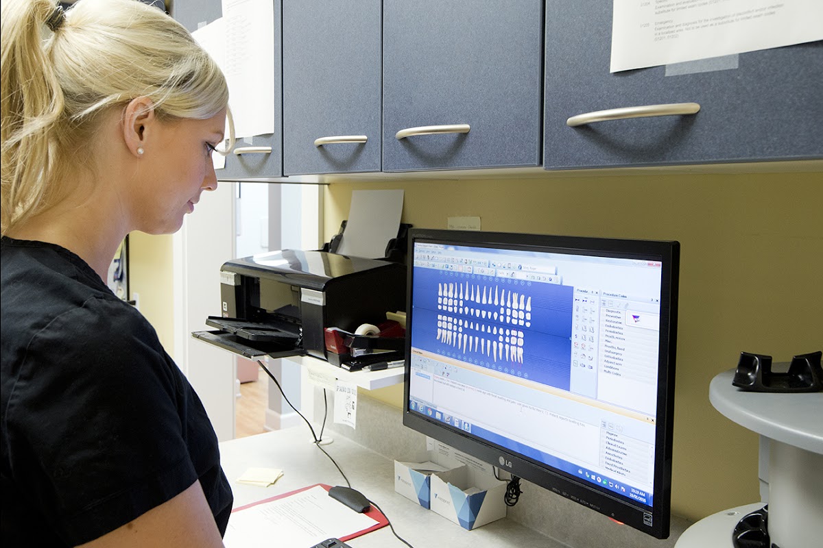 Comox Valley Dental Centre dental clinic in Comox - Photo 6