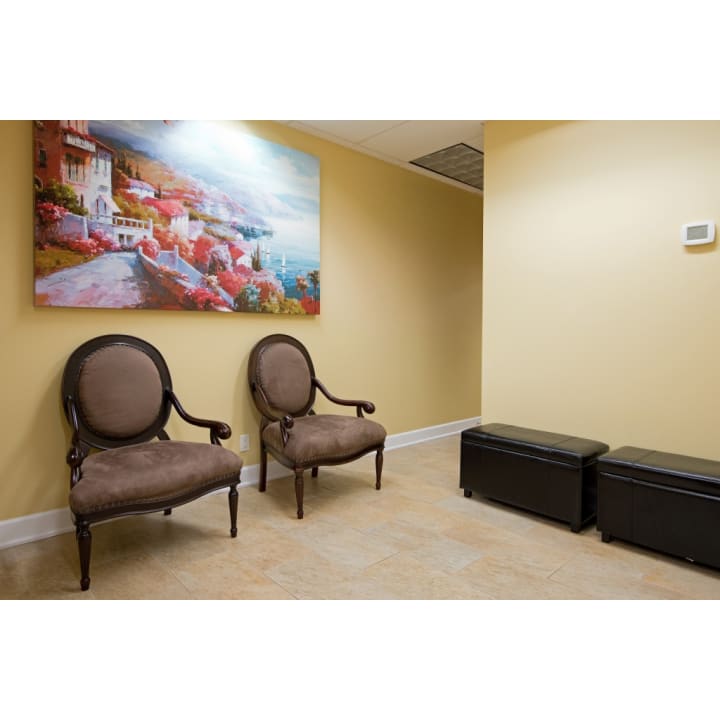 Comox Valley Dental Centre dental clinic in Comox - Photo 10