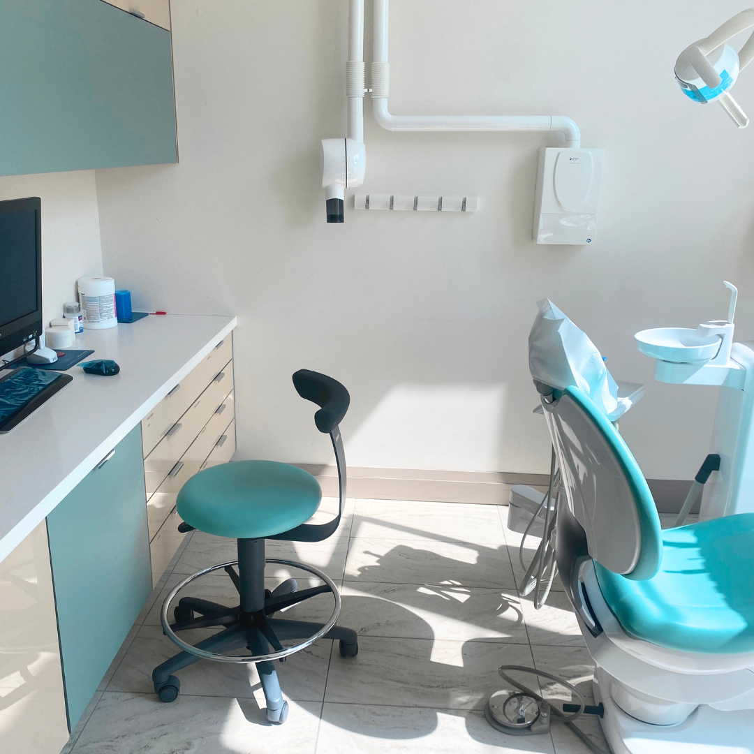 Burlington Village Dental Centre dental clinic in Burlington - Photo 3
