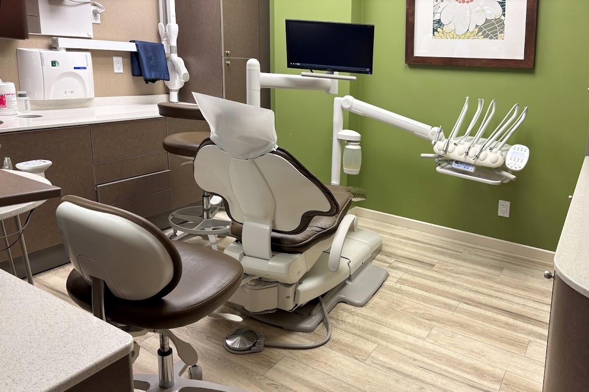 Maple Place Dental Centre dental clinic in Maple Ridge - Photo 4