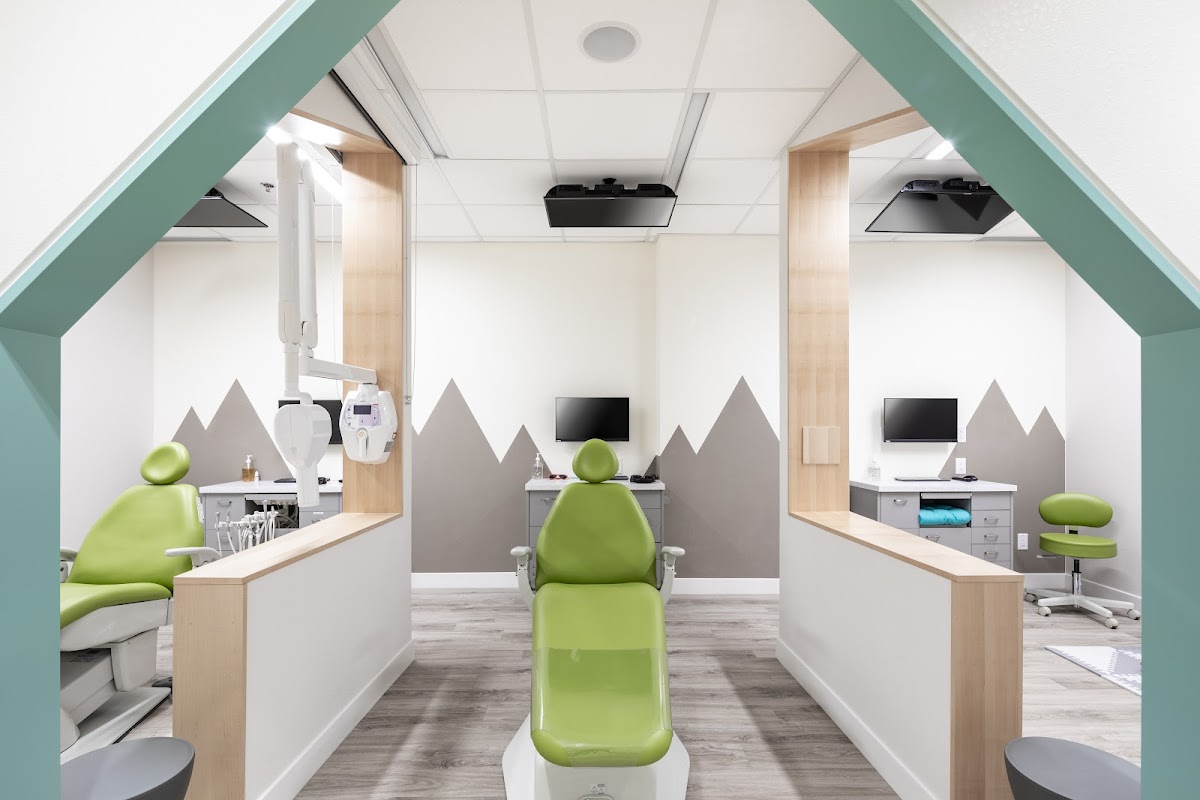 Lolo Pediatric Dentistry dental clinic in Vancouver - Photo 10